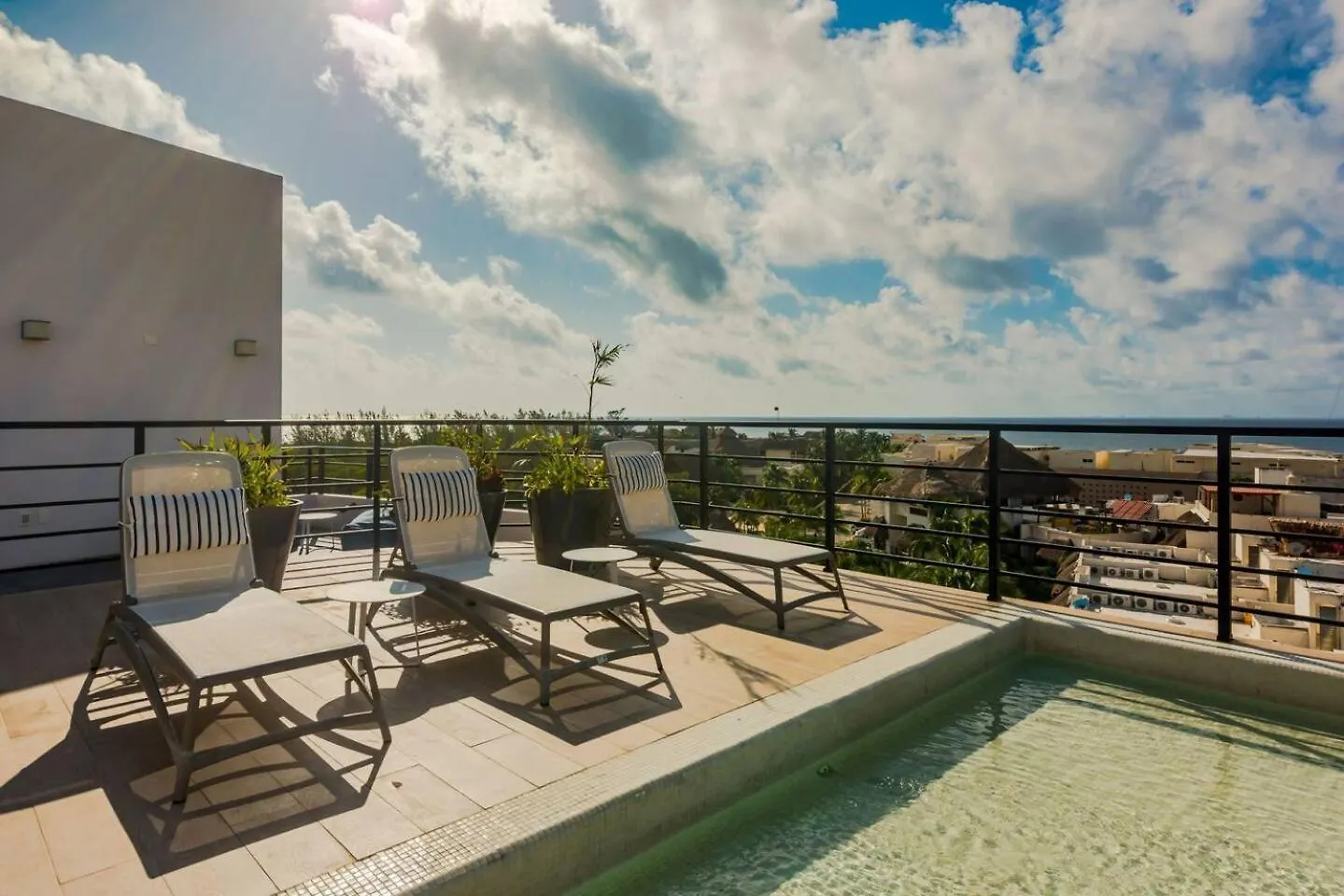 Alberca Privada Para 16 Playa del Carmen Apartment